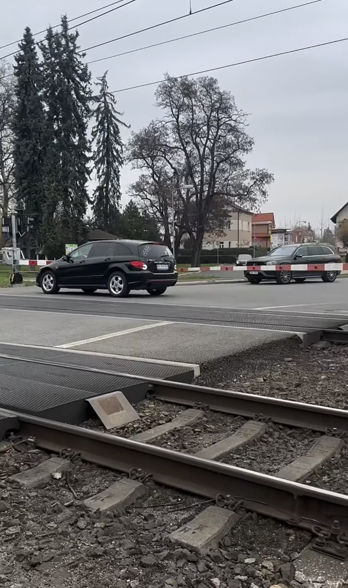 Nakonec se mu podařilo trochu odjet stranou.