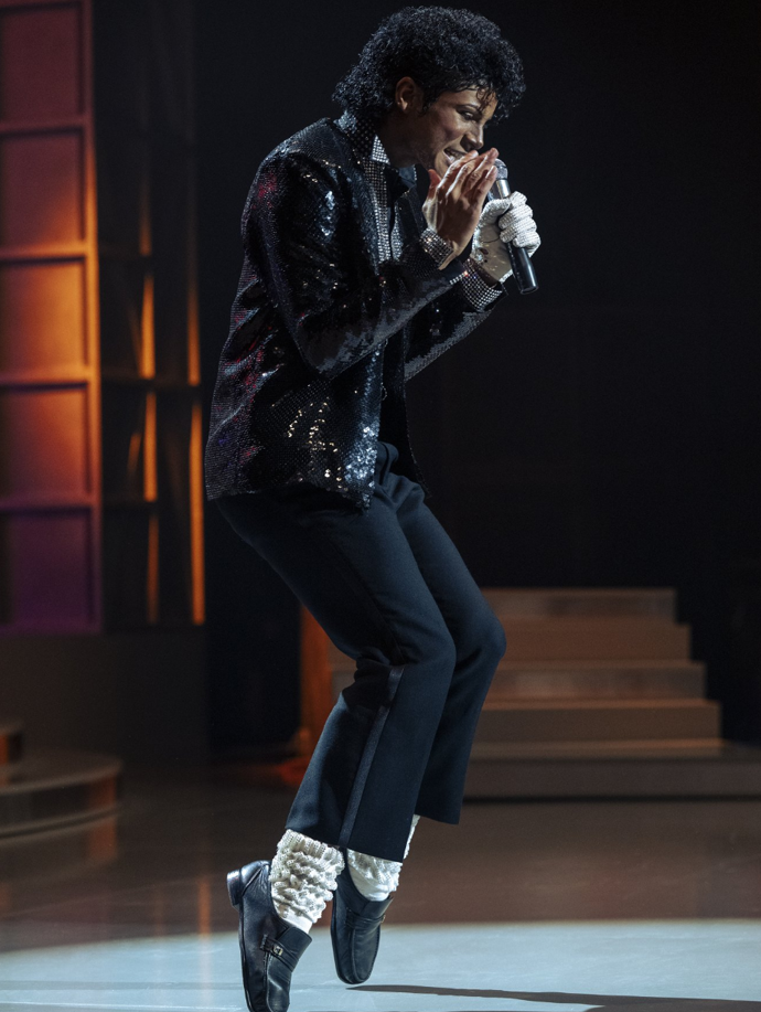 Zde také driloval strejdovy vyhlášené taneční pohyby.