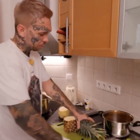 Sickbrain v Prostřenu. 