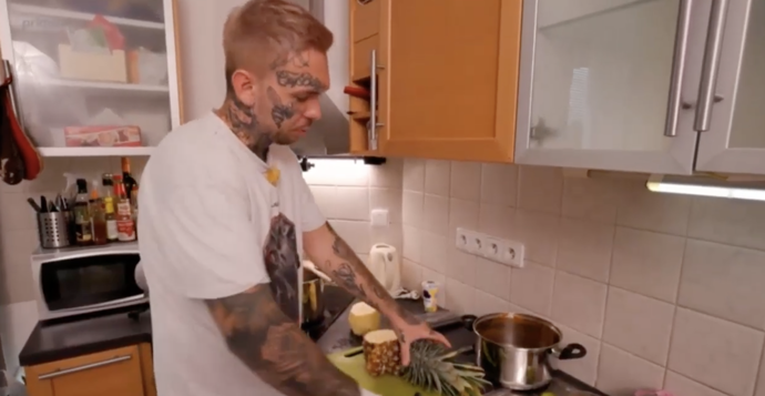 Sickbrain v Prostřenu. 