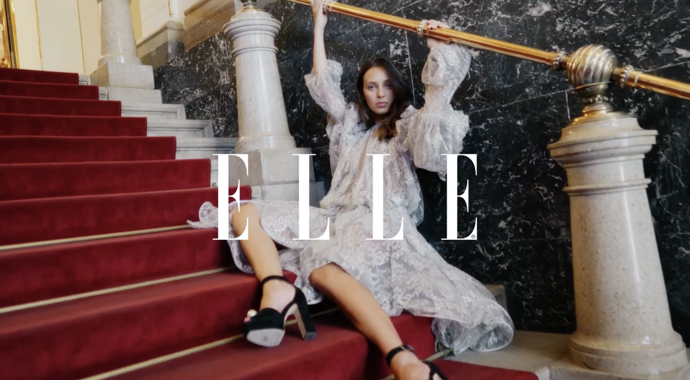 Charlotte Ella Gottová je hvězdou nového čísla ELLE.