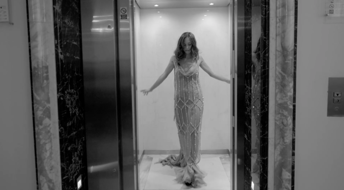 Charlotte Ella Gottová je nádherná slečna.