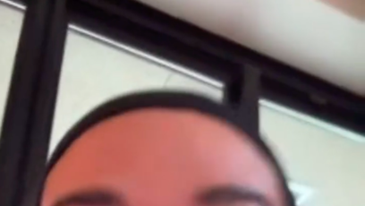 FOTO: Mezi lidmi co se to dozvěděli přes Facetime byla i Besky.