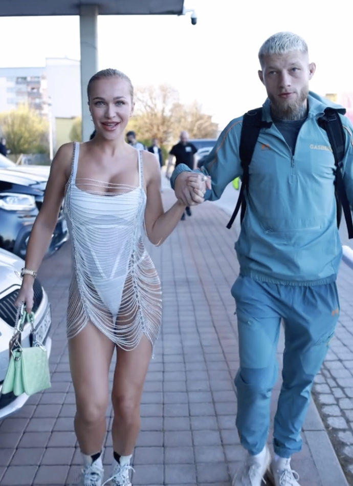 Nela Slováková svého partnera podporuje.