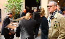 Faux pas na pohřbu Jana Potměšila: David Matásek dorazil v civilu, s oblekem si nelámal hlavu 