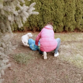 Ornella Koktová dala Quentinovi na holý zadek.