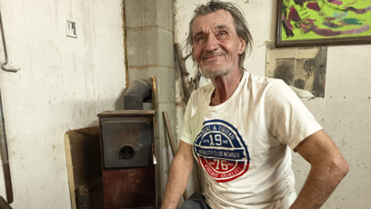 FOTO: Roman Dvorský pobírá dávky.