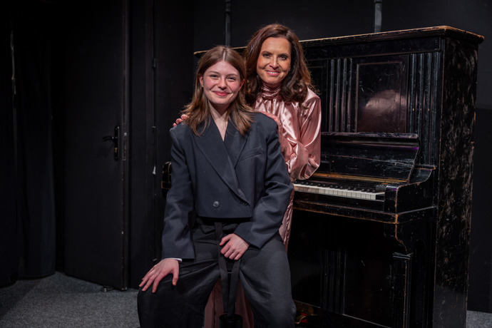 Sophie už je známou osobností, zahrála si v několika filmech a byla nominovaná na Českého lva. 