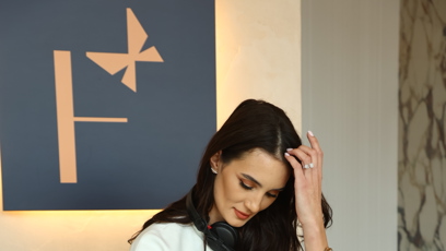 FOTO: Kristyna Schicková se chopila DJ pultu.