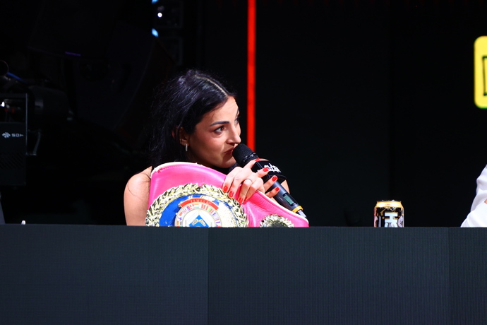 Lucie Horváth Sedláčková vyzvala Hanku Gelnarovou.