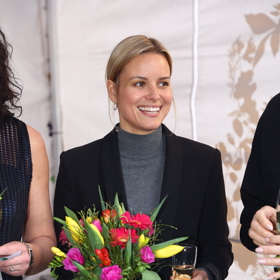 Rozhodnutí produkce vrátit hodnocení zpět do rukou hudebních expertů plně respektuje a schvaluje.