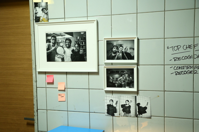 Natáčení komediální gangsterky Trampantojo v Praze.