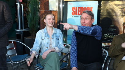 FOTO: Lucie na Robertovi imponuje smysl pro humor.