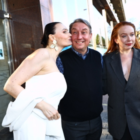 Alena Doláková vedle Roberta Mikluše na premiéře filmu Ovce žerou první.