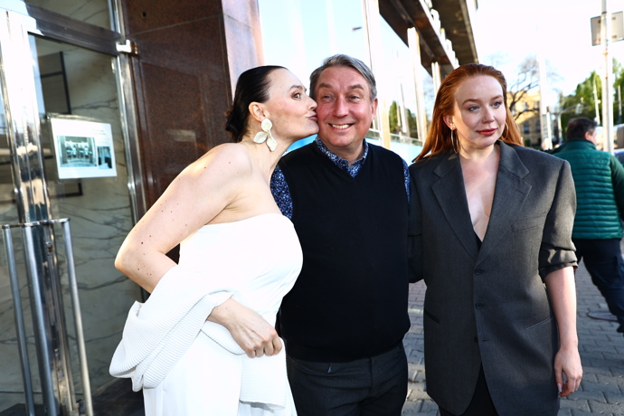 Alena Doláková vedle Roberta Mikluše na premiéře filmu Ovce žerou první.