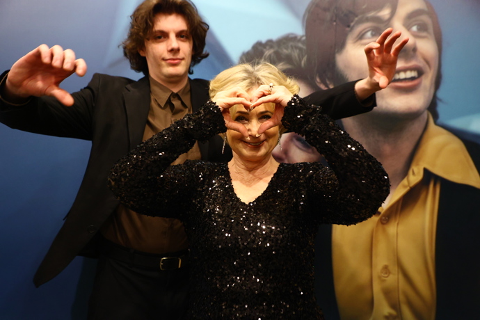 Jana Nagyová poslala srdíčko.