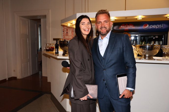 Moderátor Libor Bouček s Monikou Marešovou. 