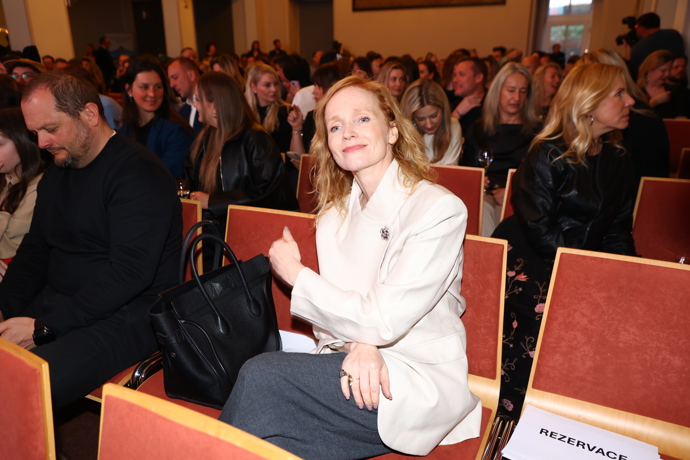 Herečka Aňa Geislerová dorazila na premiéru dokumentu Leoše Mareše.