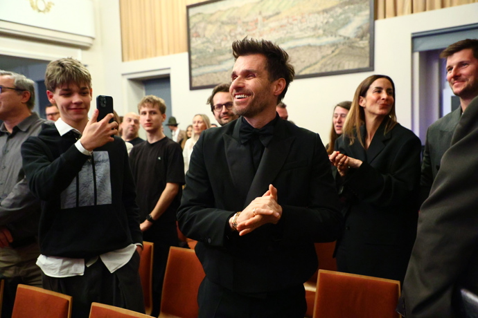 Leoš Mareš na premiéře svého dokumentu. 