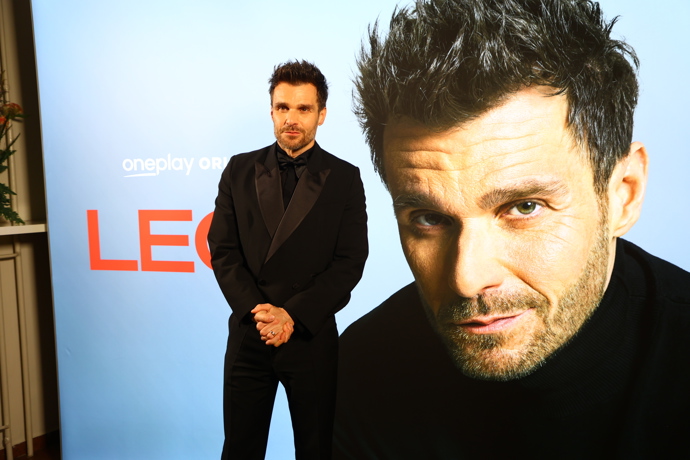 Moderátor Leoš Mareš.