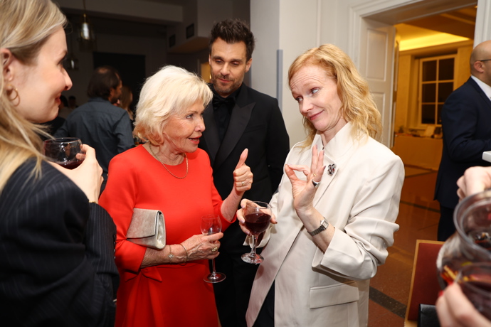Lenka Marešová se na premiéře dlouze bavila s herečkou Aňou Geislerovou.
