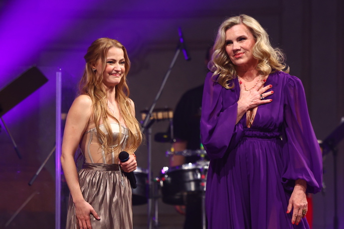 Šárka Vaňková a Leona Machálková.