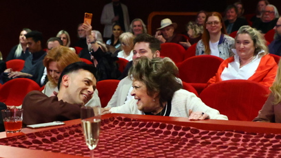 FOTO: Jan Bendig seděl před Bohdalovou.