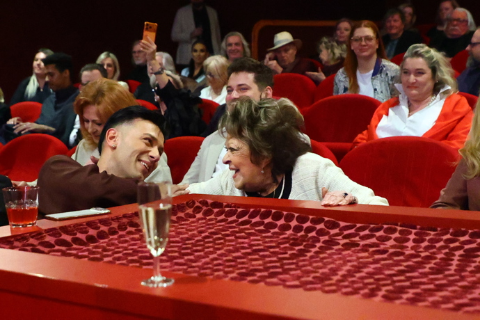 Jan Bendig seděl před Bohdalovou.