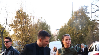 FOTO: Petr Cerha dorazil s manželkou Terezou.