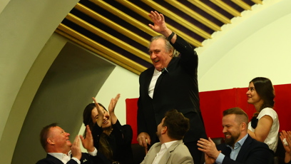 FOTO: Gérard Depardieu dorazil na veřejnou oslavu Jiřiny Bohdalové.