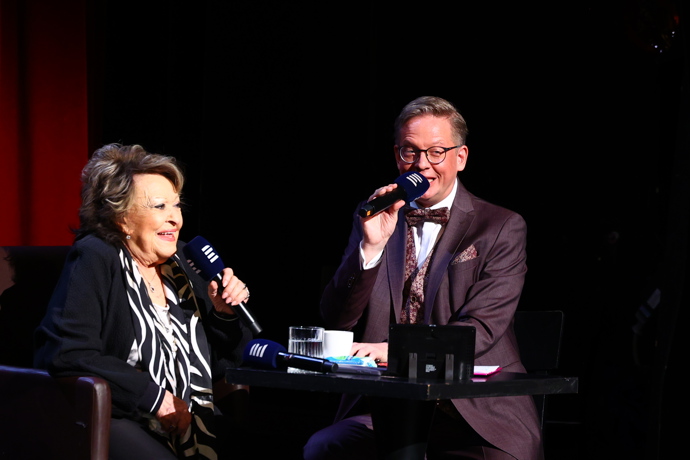 Všichni měli dobrou náladu.