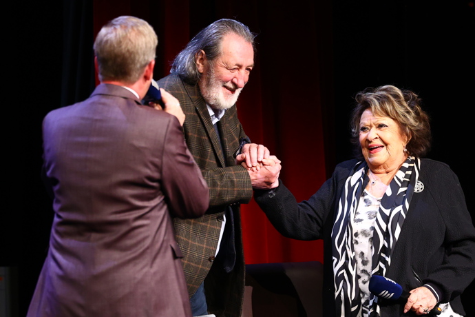 Veřejná oslava narozenin Jiřiny Bohdalové v divadle Hybernia.