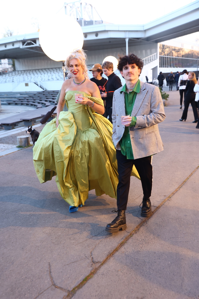 Žofie Dařbujánová opět nezklamala výběrem šatů.