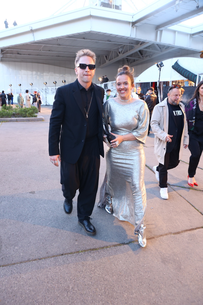 Tamara Klusová vsadila na vesmírné šaty.