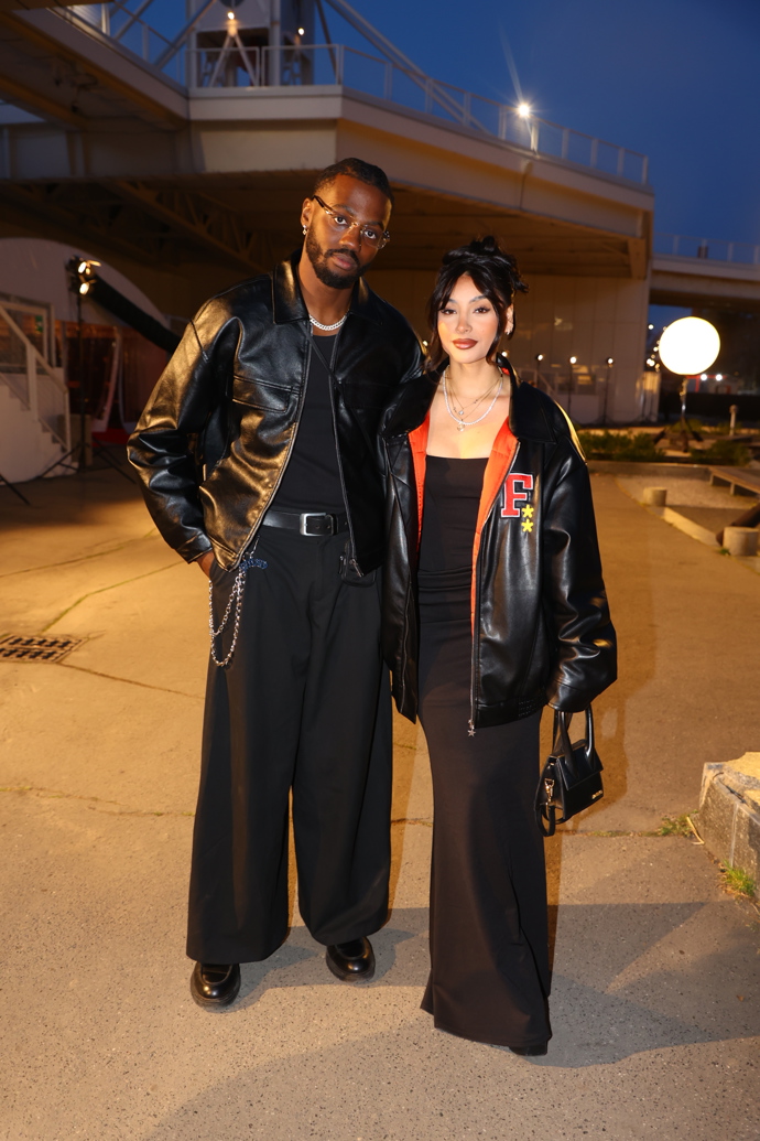 Iki Ngatse se svou krásnou partnerkou Adrianou Mariacou Bustillos.