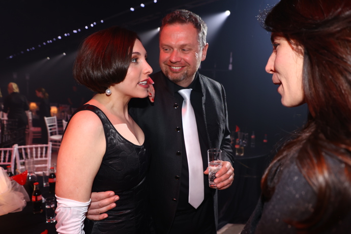 Oba se k sobě měli.