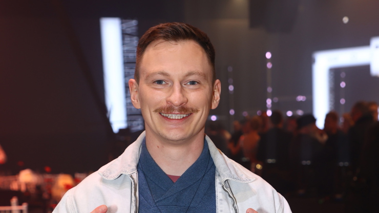 Martin Mikyska alias Mikýř moderoval Ceny Anděl.