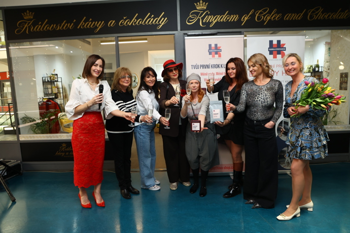 Slavné tváře z českého showbyznysu pokřtili nový hubnoucí program Hanky Kynychové.