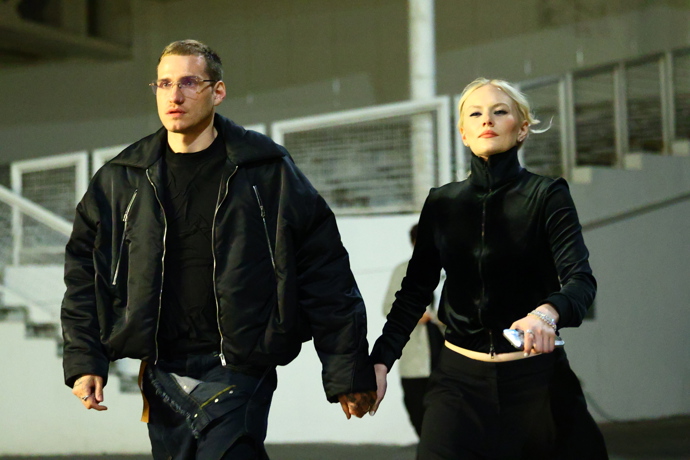 Annet X a NobodyListen jsou krásný pár.