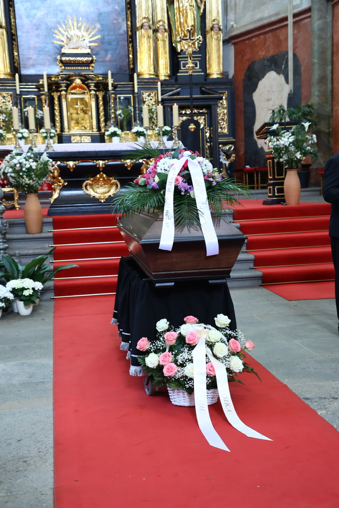 Rakev s Janem Potměšilem.