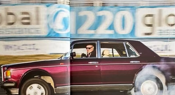 Filip Turek ve vsém voze.