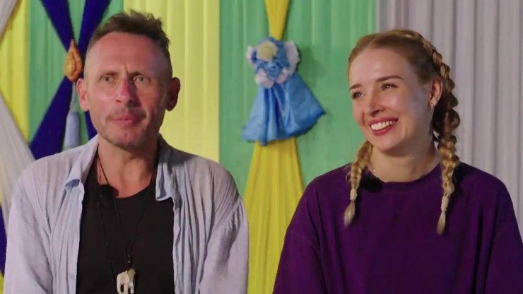 Během jedné z velmi náročných etap se Nicole psychicky hroutí a propadá panice.