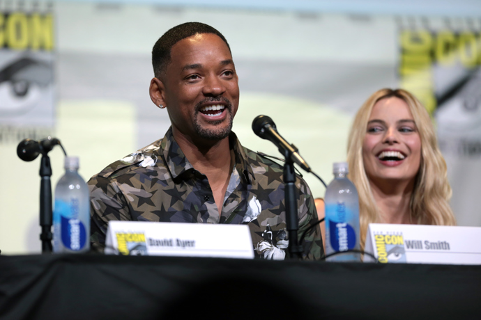 Will Smith vydal memoáry s názvem Will, ve kterých prozradil mnohé ze svého života. Na snímku s hereckou kolegyní Margot Robbie.