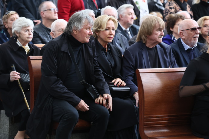 Karel Vágner na pohřbu Václava Hybše.