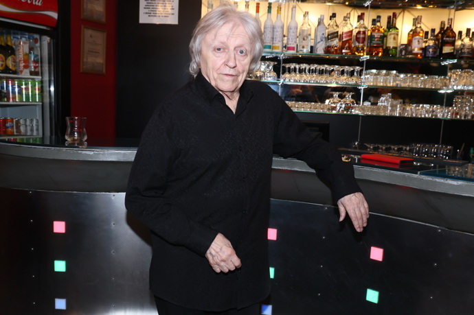 Václav Neckář obnovil starou píseň. 