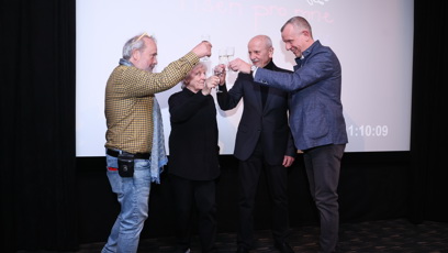 FOTO: Václav Neckář natočil nový videoklip k jeho staré písni - Píseň pro mne.