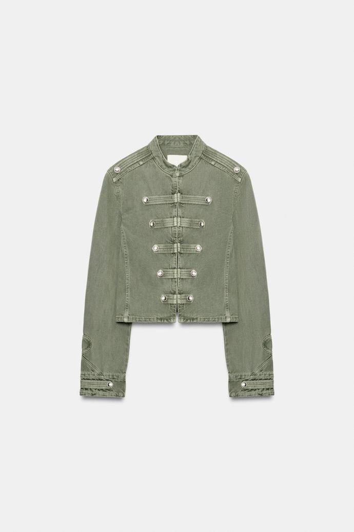 Bunda s knoflíky, Zara, 1299 Kč