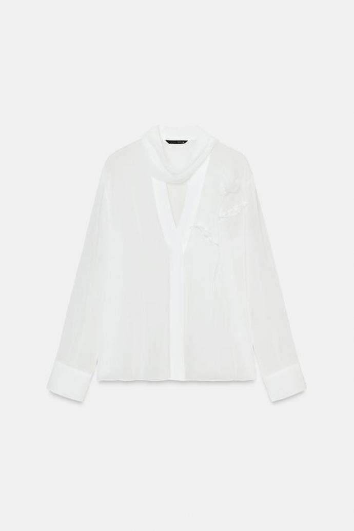 Poloprůhledná blůza s květinou, Zara, 849 Kč
