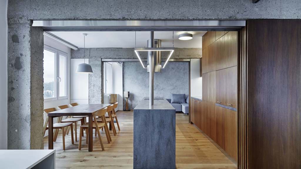 Z panelového bytu vzniklo moderní bydlení v duchu minimalismu Z panelového bytu vzniklo moderní bydlení v duchu minimalismu