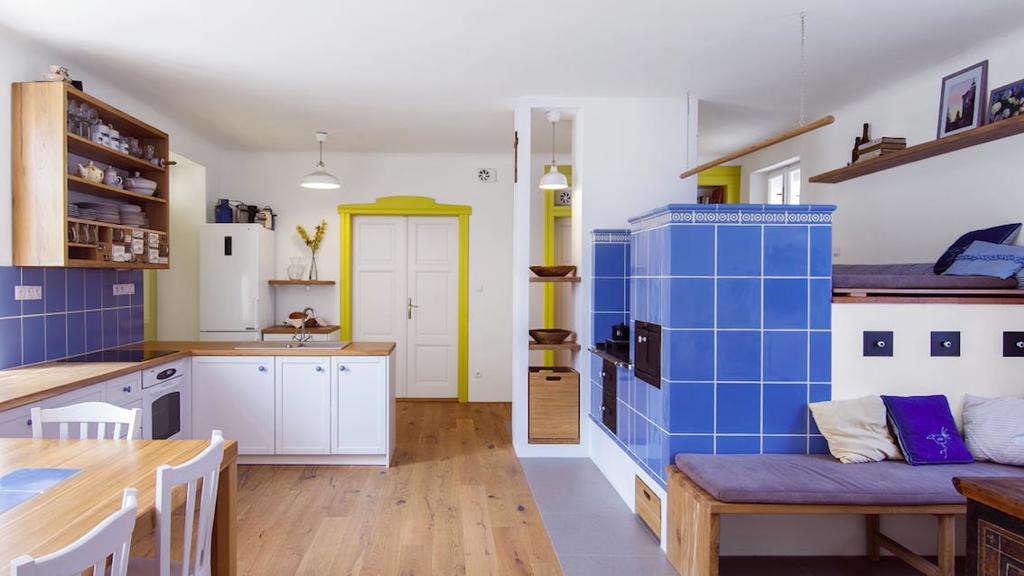 Díky architektce Petře Kocourkové stavení doslova omládlo.
Díky architektce Petře Kocourkové stavení doslova omládlo.